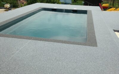 Les avantages d’une plage de piscine en résine !
